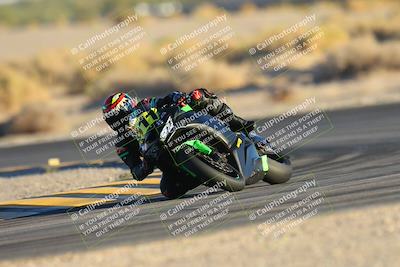 media/Nov-17-2024-CVMA (Sun) [[1fec520723]]/Race 17-Amateur Supersport Middleweight/